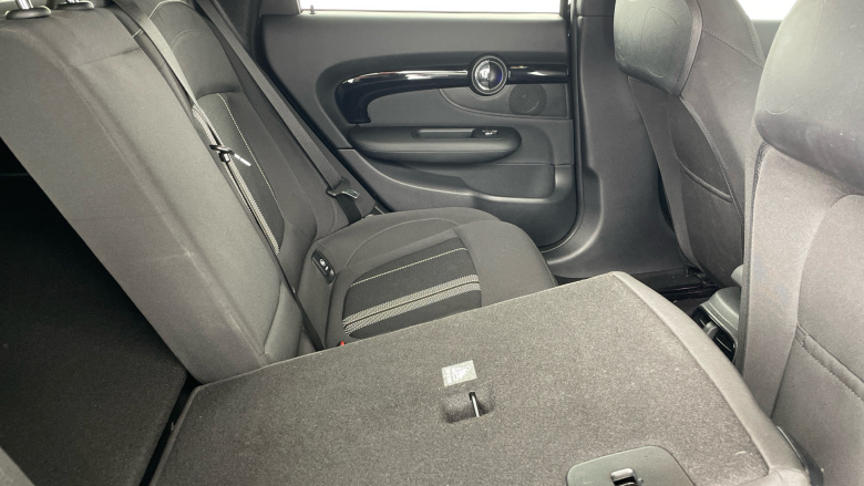 MINI Clubman 1.5 Cooper Shadow Edition 6dr Petrol Estate